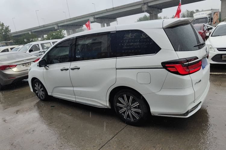 Used Honda Odyssey 2024 2.0L eHEV Sharp & Enjoy Edition Exterior 5