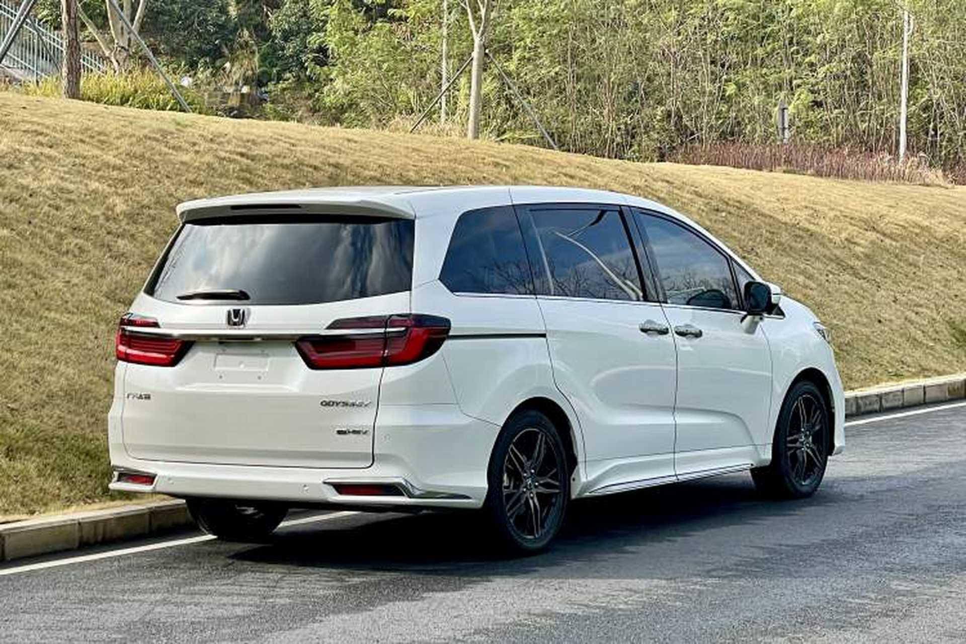 Used Honda Odyssey 2024 2.0L eHEV Sharp·Luxury Edition Exterior 6