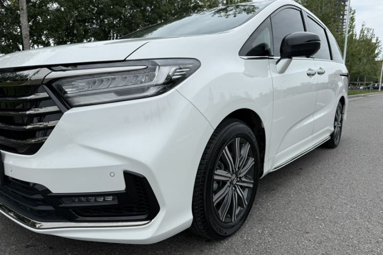 Used Honda Odyssey 2024 2.0L eHEV Sharp & Enjoy Edition Exterior 7