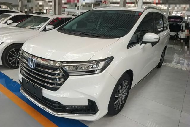Used Honda Odyssey 2024 2.0L eHEV Sharp & Enjoy Edition