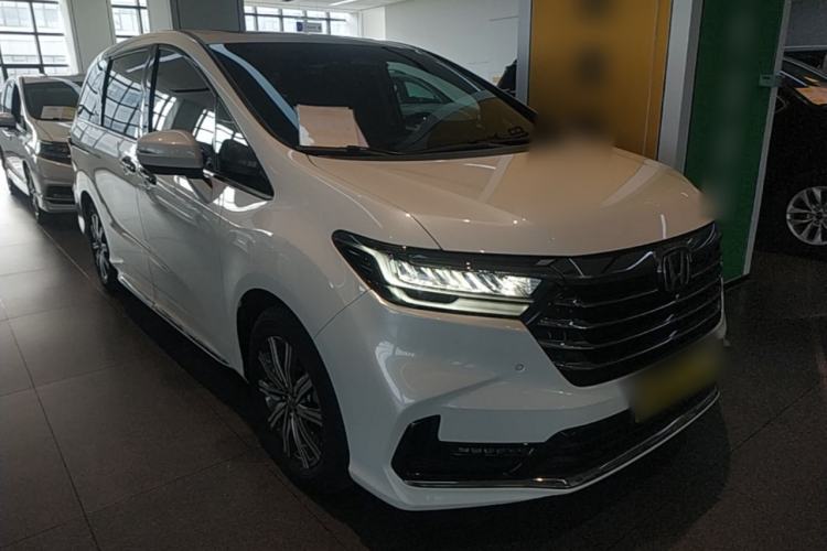 Used Honda Odyssey 2024 2.0L eHEV Sharp·Leading Edition Front Right 45 Deg
