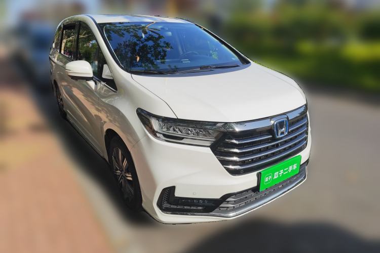 Used Honda Odyssey 2024 2.0L eHEV Sharp & Enjoy Edition Front Right 45 Deg