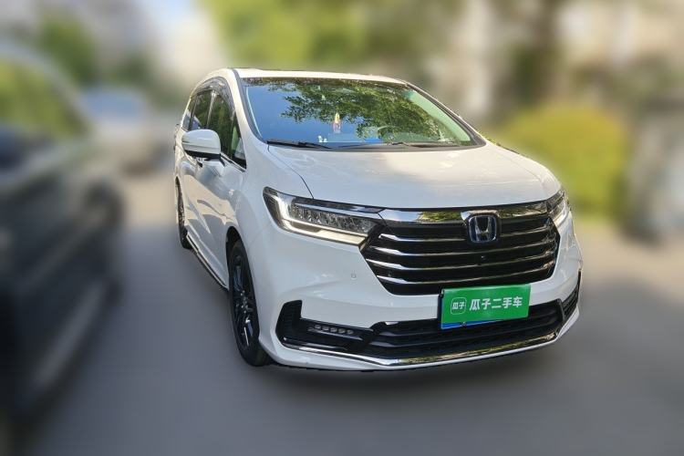 Used Honda Odyssey 2024 2.0L eHEV Sharp·Luxury Edition Front Right 45 Deg