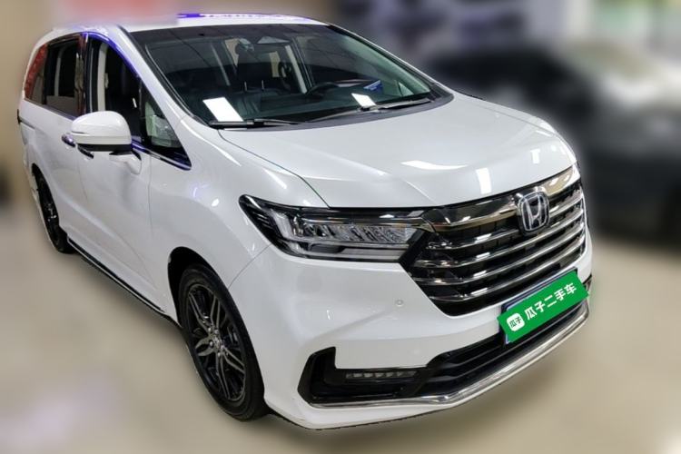 Used Honda Odyssey 2024 2.0L eHEV Sharp·Luxury Edition Front Right 45 Deg