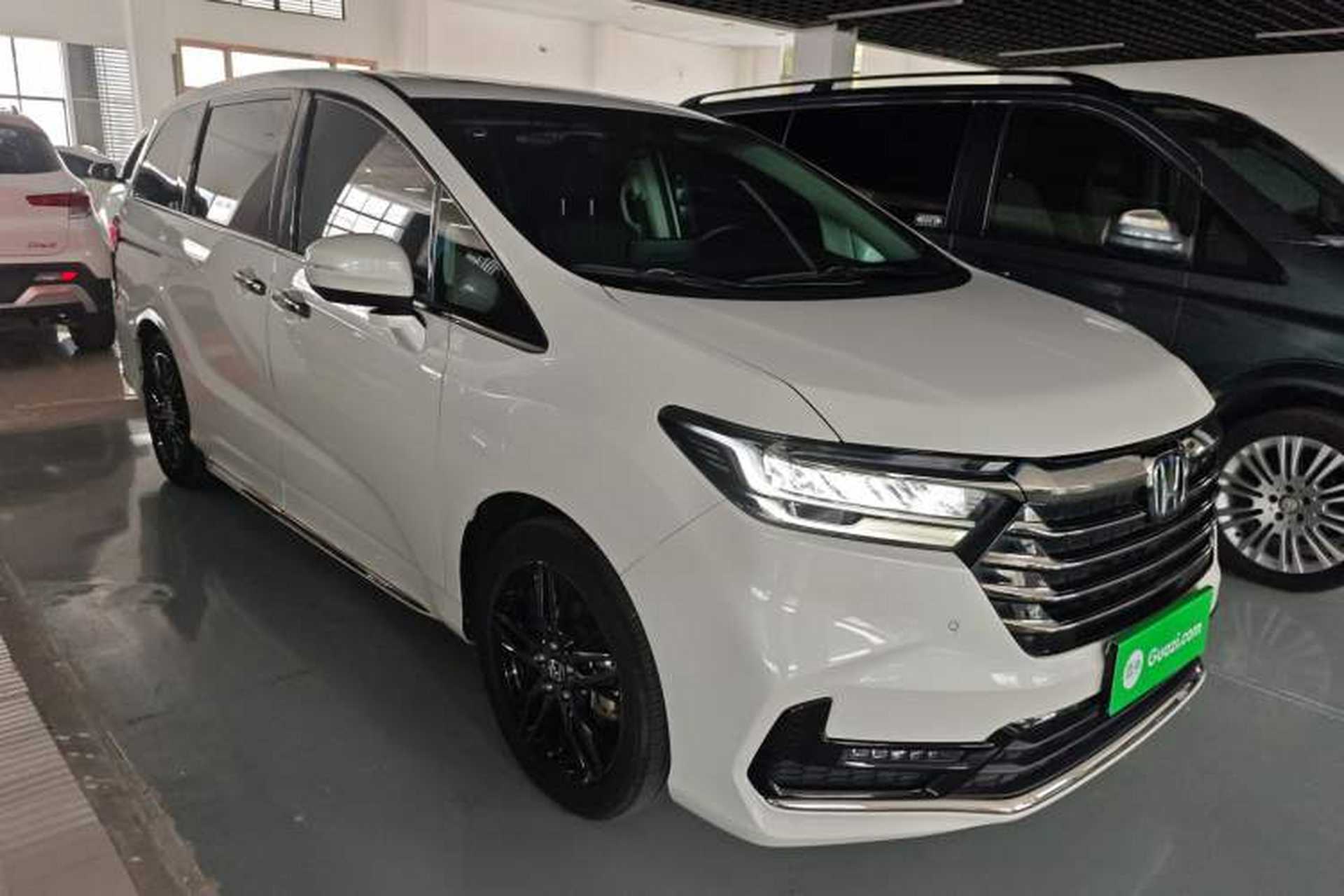 Used Honda Odyssey 2024 2.0L eHEV Sharp·Luxury Edition Front Right 45 Deg