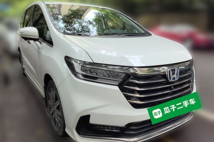 Used Honda Odyssey 2024 2.0L eHEV Sharp & Enjoy Edition Front Right 45 Deg