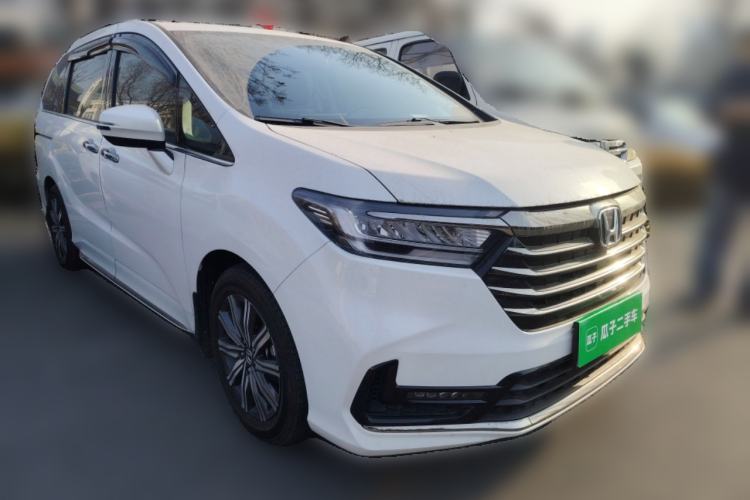 Used Honda Odyssey 2024 2.0L eHEV Sharp & Enjoy Edition Front Right 45 Deg