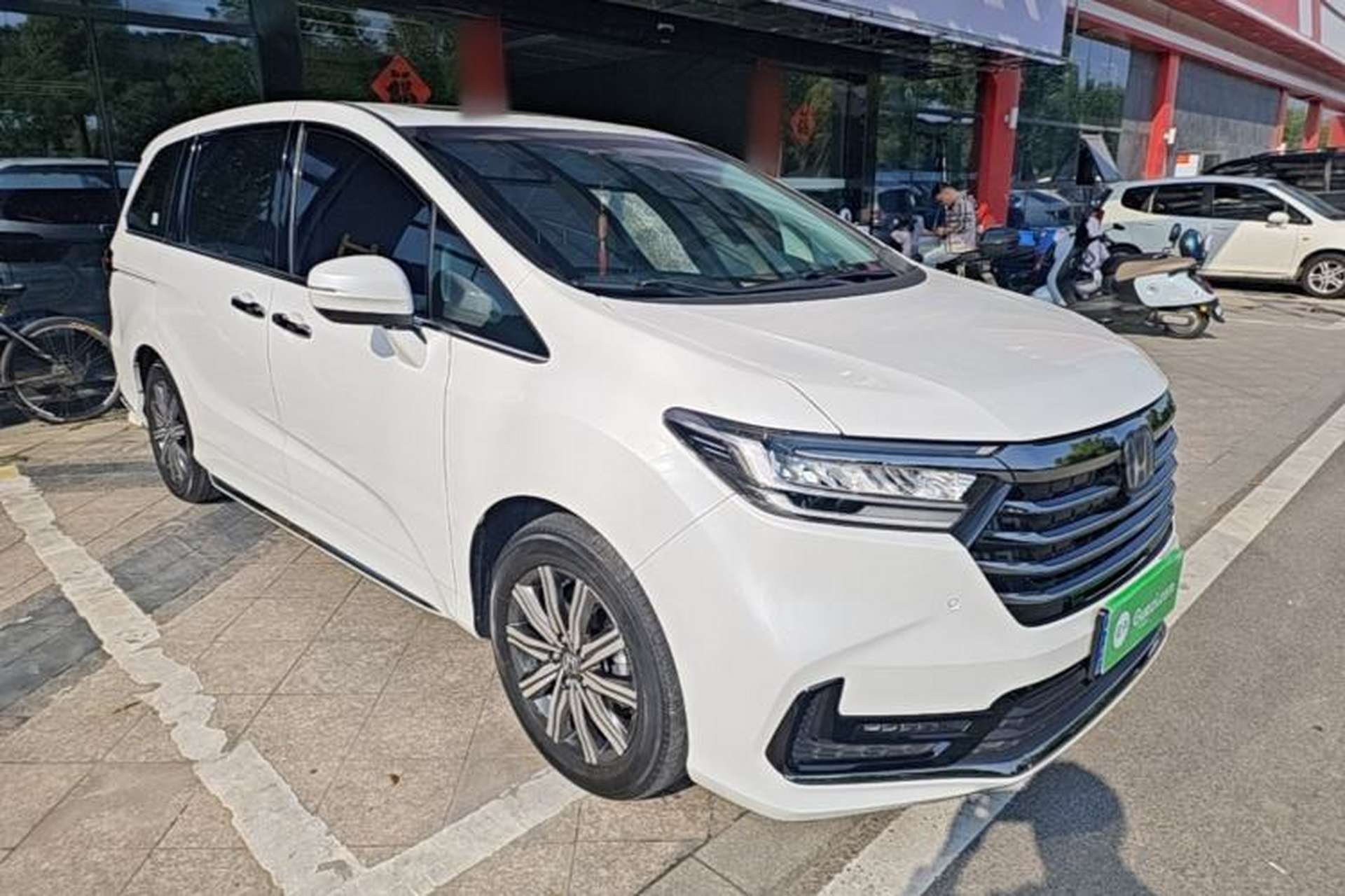 Used Honda Odyssey 2024 2.0L eHEV Sharp·Leading Edition Front Right 45 Deg