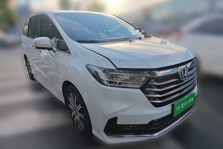 Used Honda Odyssey 2024 2.0L eHEV Sharp & Enjoy Edition Front Right 45 Deg