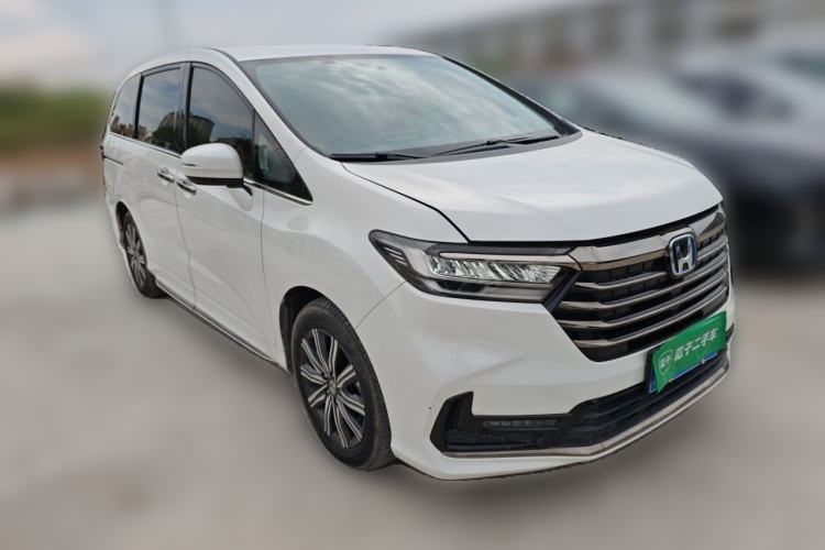 Used Honda Odyssey 2024 2.0L eHEV Sharp & Enjoy Edition Front Right 45 Deg