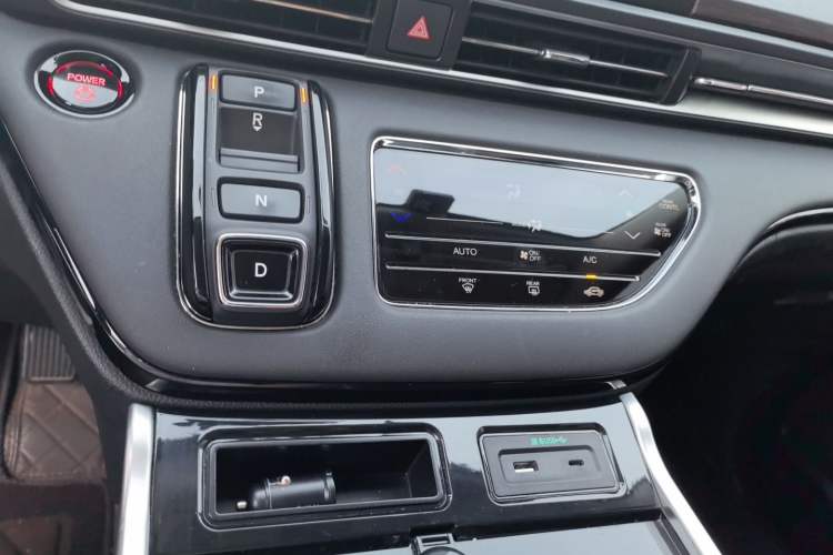 Used Honda Odyssey 2024 2.0L eHEV Sharp & Enjoy Edition Gear Lever