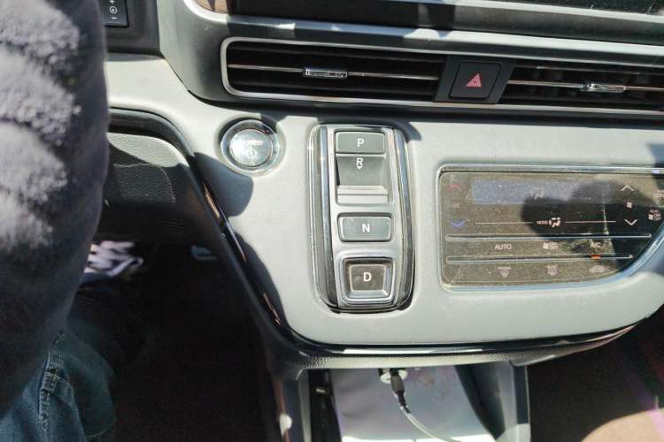 Used Honda Odyssey 2024 2.0L eHEV Sharp & Enjoy Edition Gear Lever