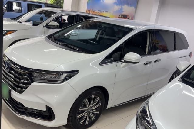 Used Honda Odyssey 2024 2.0L eHEV Sharp & Enjoy Edition