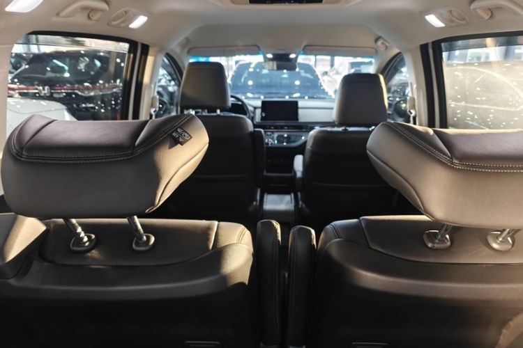 Used Honda Odyssey 2024 2.0L eHEV Sharp & Smart Edition Headliner