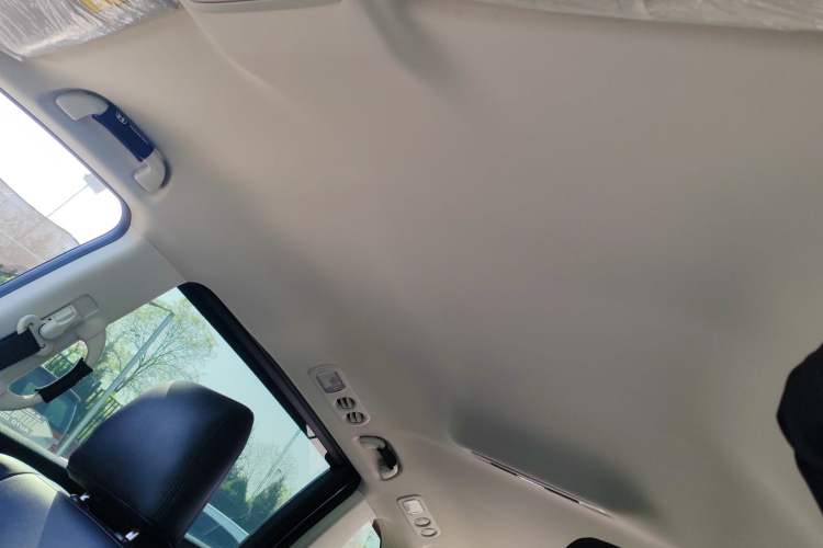 Used Honda Odyssey 2024 2.0L eHEV Sharp & Enjoy Edition Headliner