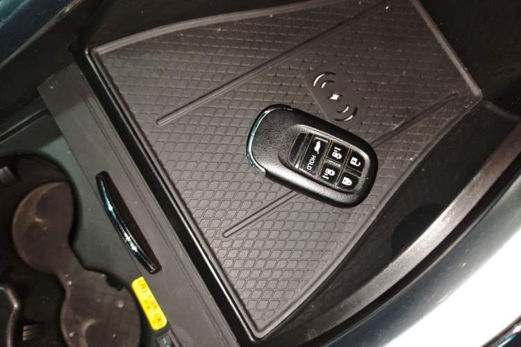 Used Honda Odyssey 2024 2.0L eHEV Sharp & Smart Edition Interior 1