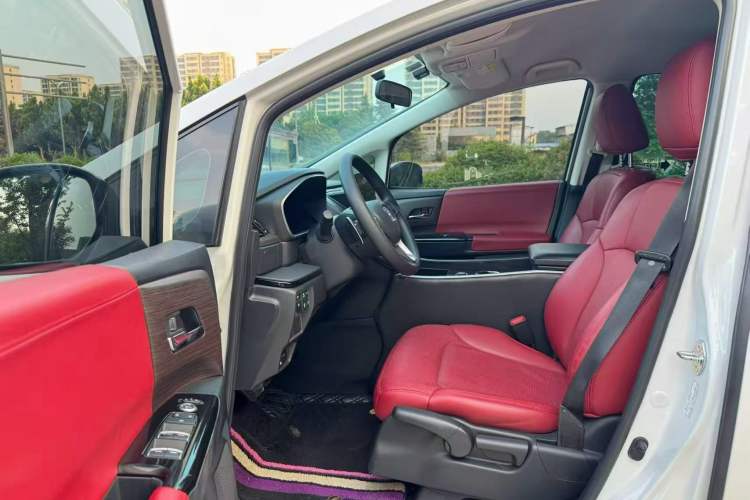 Used Honda Odyssey 2024 2.0L eHEV Sharp & Enjoy Edition Interior 1