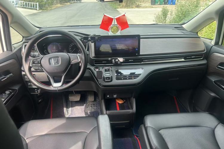 Used Honda Odyssey 2024 2.0L eHEV Sharp & Enjoy Edition Interior 1