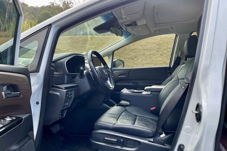 Used Honda Odyssey 2024 2.0L eHEV Sharp·Luxury Edition Interior 2