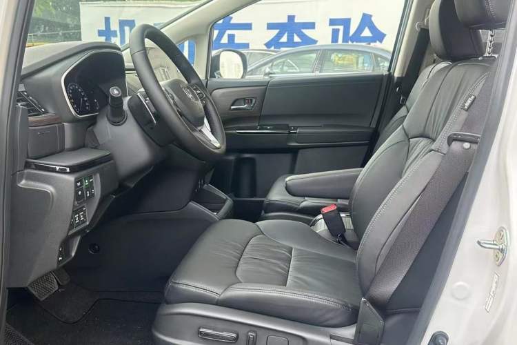 Used Honda Odyssey 2024 2.0L eHEV Sharp·Luxury Edition Interior 2