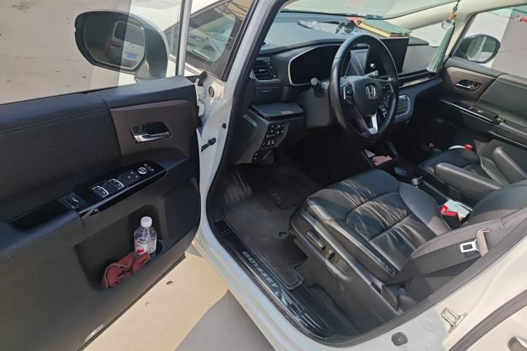 Used Honda Odyssey 2024 2.0L eHEV Sharp·Leading Edition Interior 3
