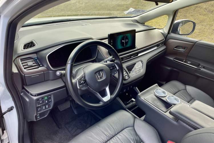 Used Honda Odyssey 2024 2.0L eHEV Sharp·Luxury Edition Interior 3