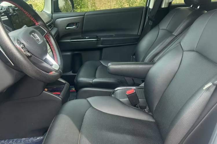Used Honda Odyssey 2024 2.0L eHEV Sharp & Enjoy Edition Interior 3