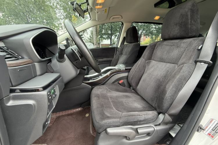 Used Honda Odyssey 2024 2.0L eHEV Sharp & Enjoy Edition Interior 4