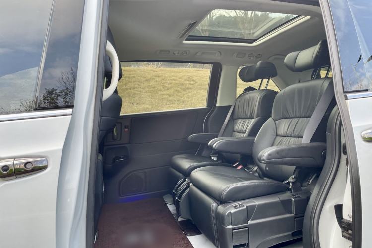 Used Honda Odyssey 2024 2.0L eHEV Sharp·Luxury Edition Interior 4