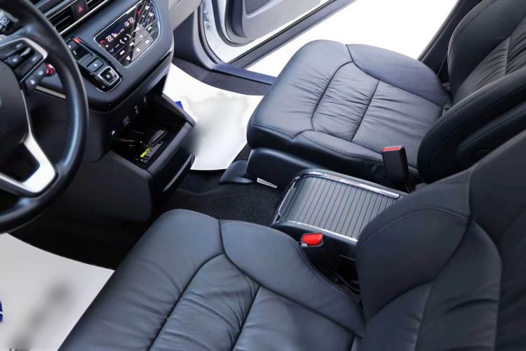 Used Honda Odyssey 2024 2.0L eHEV Sharp·Leading Edition Interior 5
