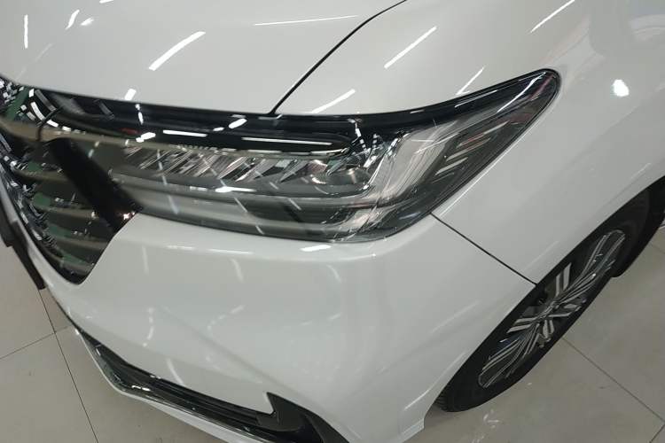 Used Honda Odyssey 2024 2.0L eHEV Sharp & Enjoy Edition Left Front Headlight