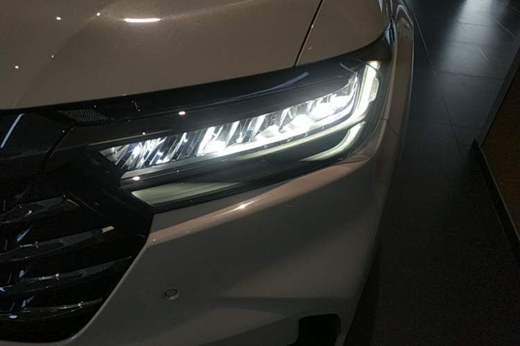 Used Honda Odyssey 2024 2.0L eHEV Sharp·Leading Edition Left Front Headlight