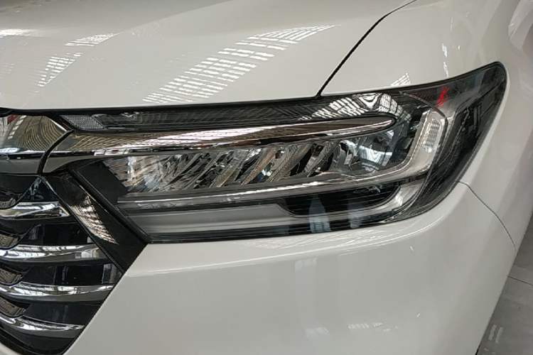 Used Honda Odyssey 2024 2.0L eHEV Sharp & Enjoy Edition Left Front Headlight