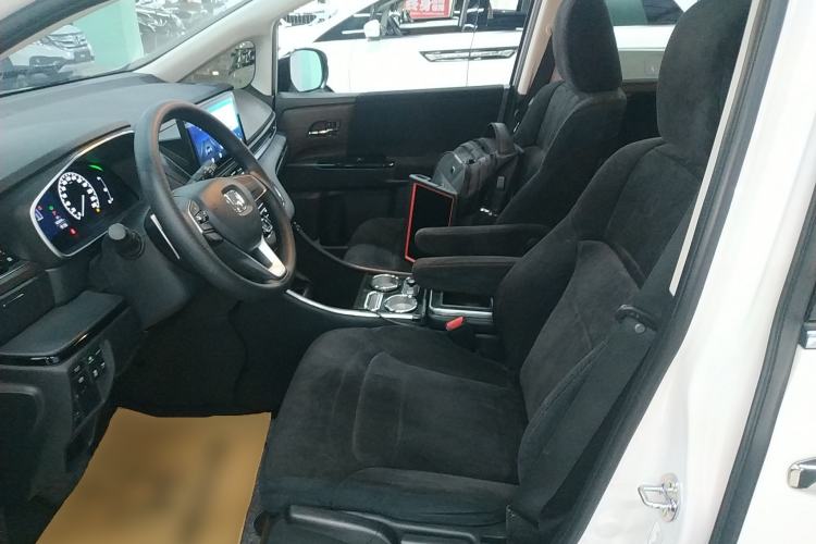Used Honda Odyssey 2024 2.0L eHEV Sharp & Enjoy Edition Left Front Seat