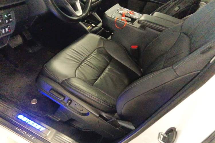 Used Honda Odyssey 2024 2.0L eHEV Sharp·Luxury Edition Left Front Seat