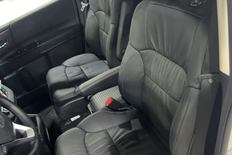 Used Honda Odyssey 2024 2.0L eHEV Sharp·Luxury Edition Left Front Seat