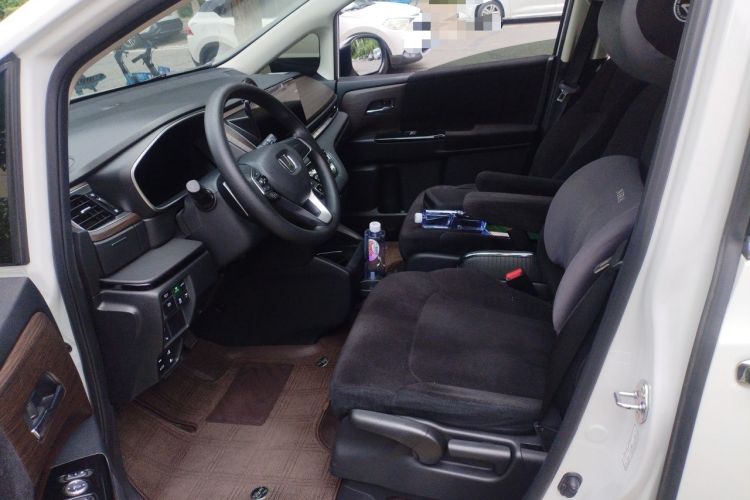 Used Honda Odyssey 2024 2.0L eHEV Sharp & Enjoy Edition Left Front Seat