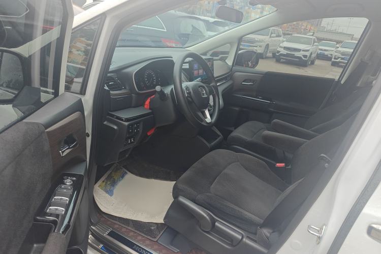 Used Honda Odyssey 2024 2.0L eHEV Sharp & Enjoy Edition Left Front Seat