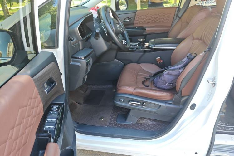 Used Honda Odyssey 2024 2.0L eHEV Sharp & Enjoy Edition Left Front Seat