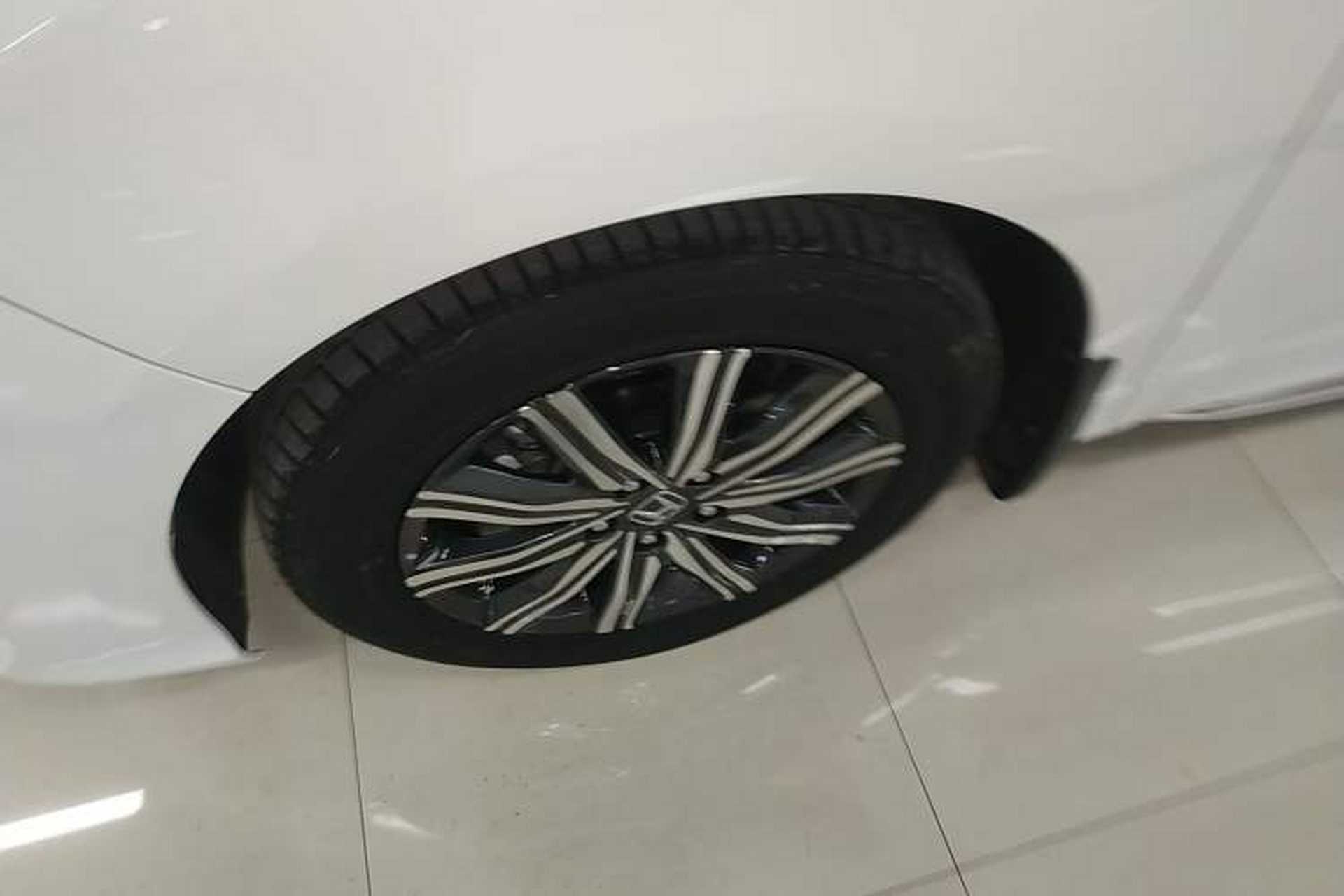 Used Honda Odyssey 2024 2.0L eHEV Sharp & Enjoy Edition Left Front Wheel Hub