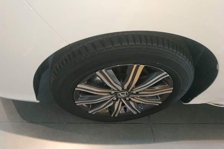 Used Honda Odyssey 2024 2.0L eHEV Sharp·Leading Edition Left Front Wheel Hub