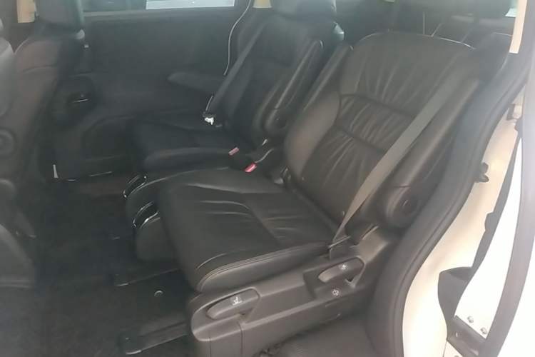 Used Honda Odyssey 2024 2.0L eHEV Sharp·Leading Edition Left Rear Seat