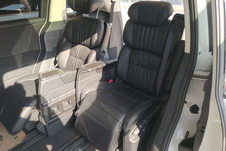 Used Honda Odyssey 2024 2.0L eHEV Sharp – Supreme Edition Left Rear Seat