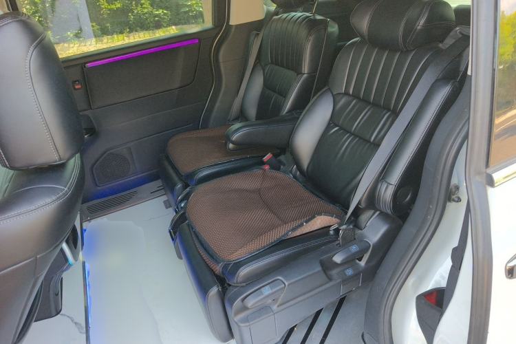 Used Honda Odyssey 2024 2.0L eHEV Sharp & Enjoy Edition Left Rear Seat
