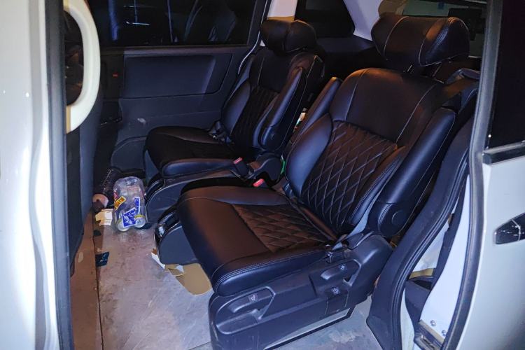 Used Honda Odyssey 2024 2.0L eHEV Sharp & Enjoy Edition Left Rear Seat