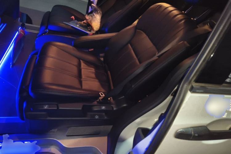 Used Honda Odyssey 2024 2.0L eHEV Sharp & Enjoy Edition Left Rear Seat