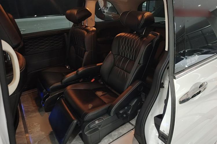 Used Honda Odyssey 2024 2.0L eHEV Sharp & Enjoy Edition Left Rear Seat