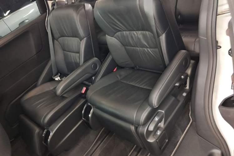 Used Honda Odyssey 2024 2.0L eHEV Sharp·Luxury Edition Left Rear Seat