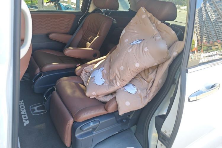 Used Honda Odyssey 2024 2.0L eHEV Sharp & Enjoy Edition Left Rear Seat
