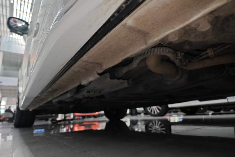 Used Honda Odyssey 2024 2.0L eHEV Sharp & Enjoy Edition Left Side Sill